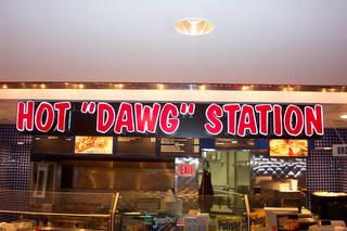 HOT "DAWG" STATION trademark